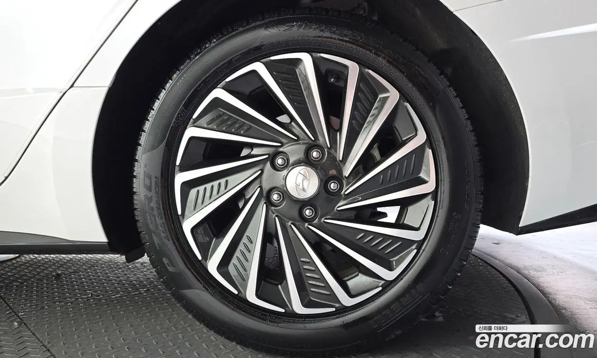 Hyundai Sonata 2019 2.0 автомат (гидро), фото 7