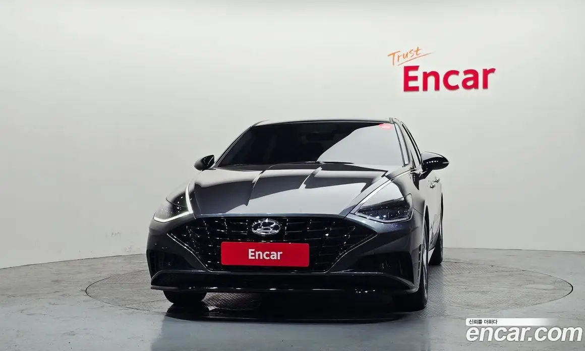 Hyundai Sonata 2022 2.0 автомат (гидро), фото 3