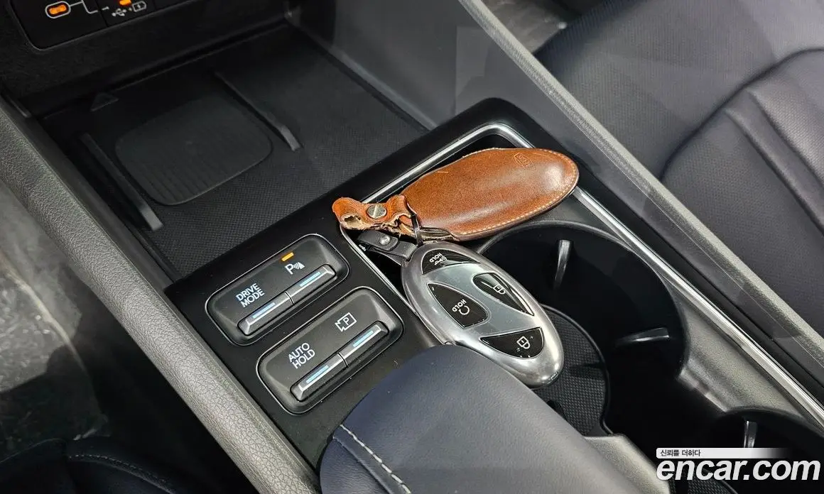 Hyundai Sonata 2023 1.6 автомат (гидро), фото 21