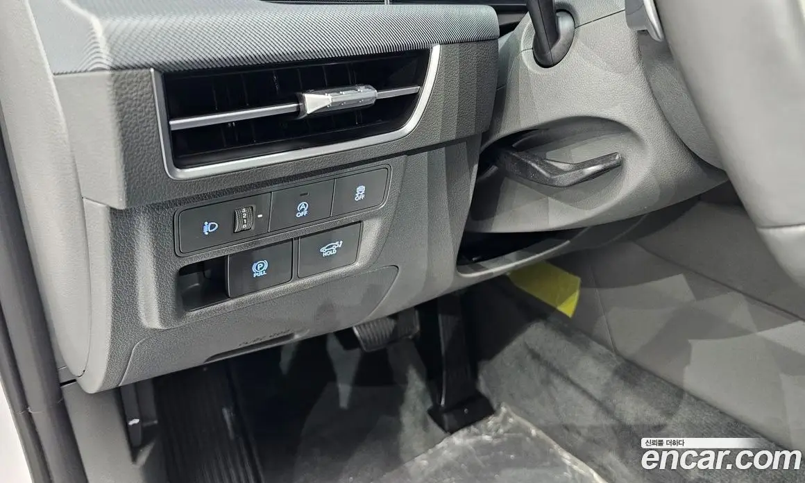 Hyundai Sonata 2023 1.6 автомат (гидро), фото 26