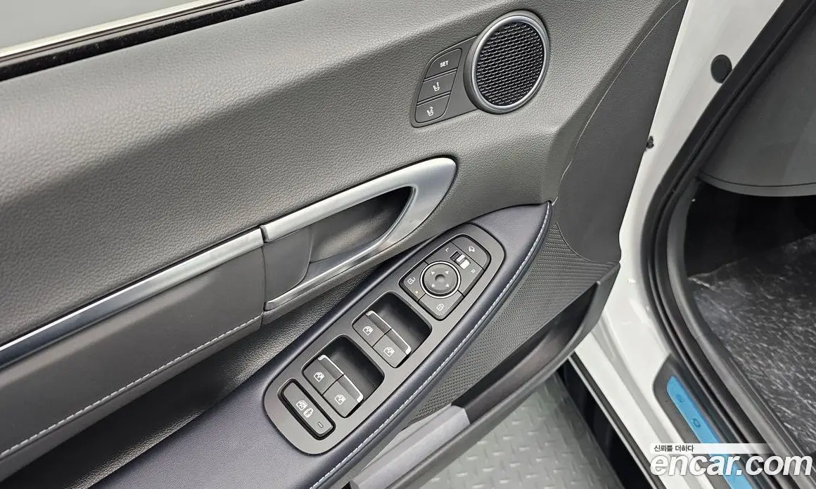 Hyundai Sonata 2023 1.6 автомат (гидро), фото 28