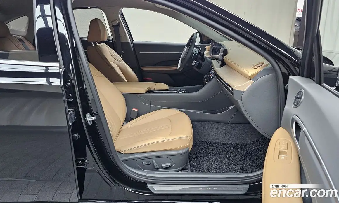 Hyundai Sonata 2025 1.6 автомат (гидро), фото 15