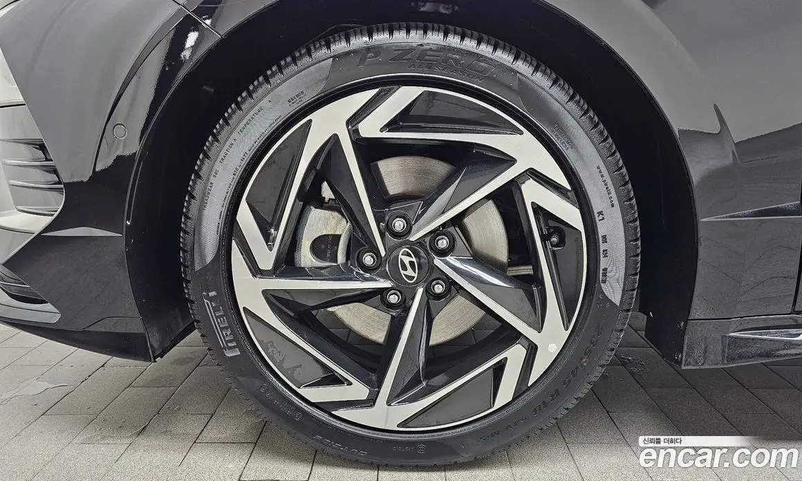 Hyundai Sonata 2025 1.6 автомат (гидро), фото 4
