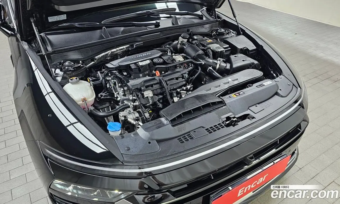 Hyundai Sonata 2025 1.6 автомат (гидро), фото 5