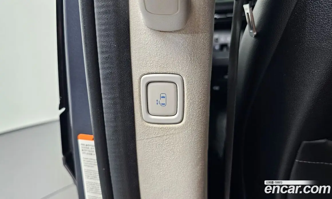 Hyundai Staria 2021 2.2 автомат (гидро), фото 18