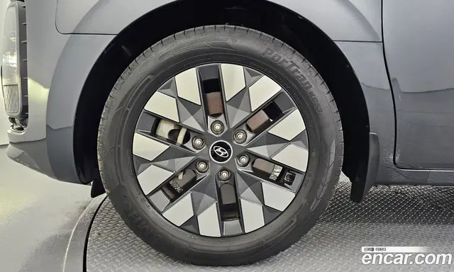 Hyundai Staria 2021 2.2 автомат (гидро), миниатюра 5