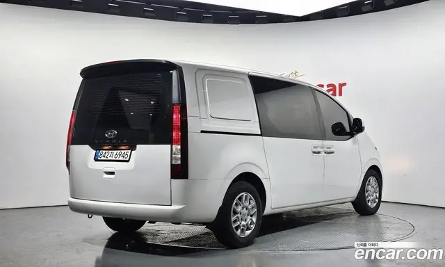 Hyundai Staria 2022 2.2 автомат (гидро), миниатюра 2