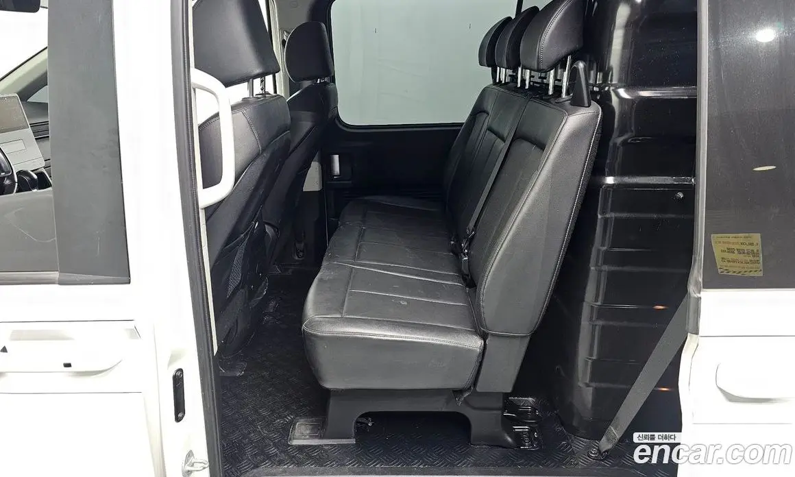 Hyundai Staria 2022 2.2 автомат (гидро), фото 11