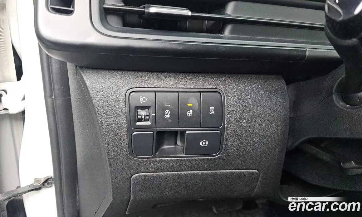 Hyundai Staria 2022 2.2 автомат (гидро), фото 14