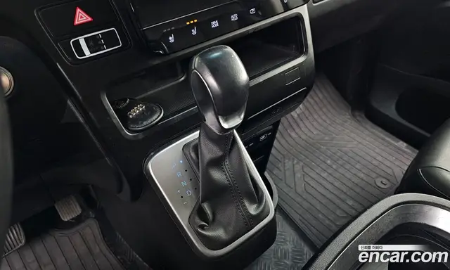 Hyundai Staria 2022 2.2 автомат (гидро), миниатюра 9
