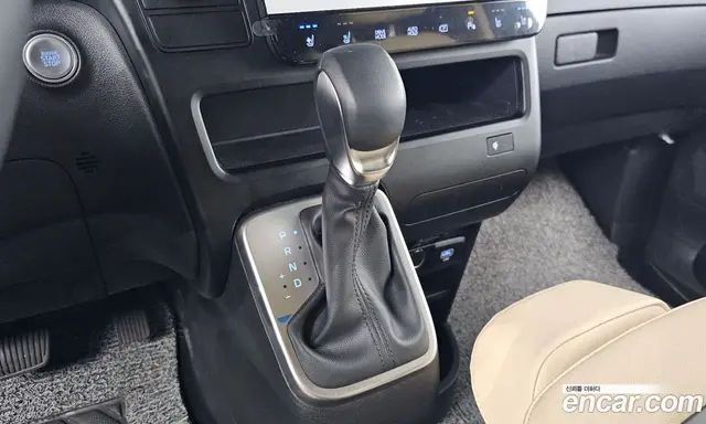 Hyundai Staria 2025 1.6 автомат (гидро), миниатюра 11