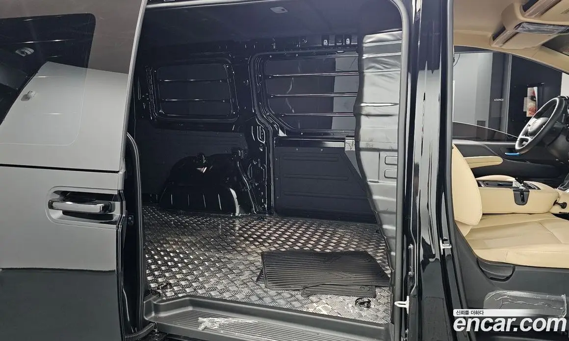 Hyundai Staria 2025 1.6 автомат (гидро), фото 15