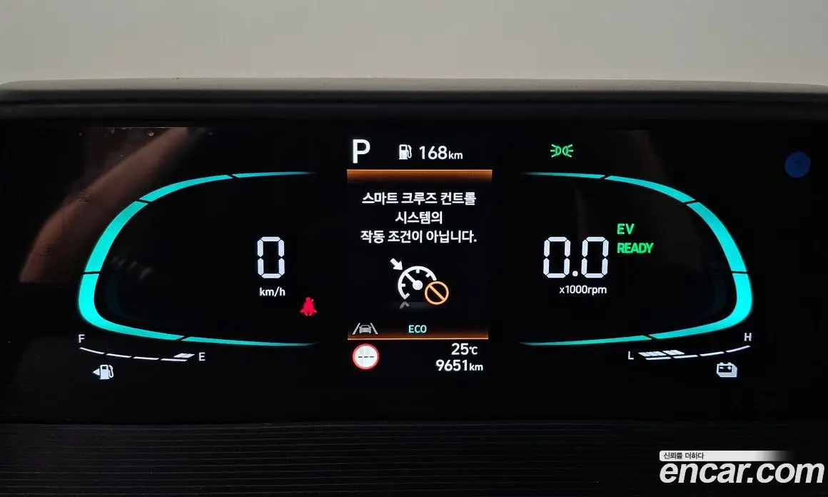 Hyundai Staria 2025 1.6 автомат (гидро), фото 10