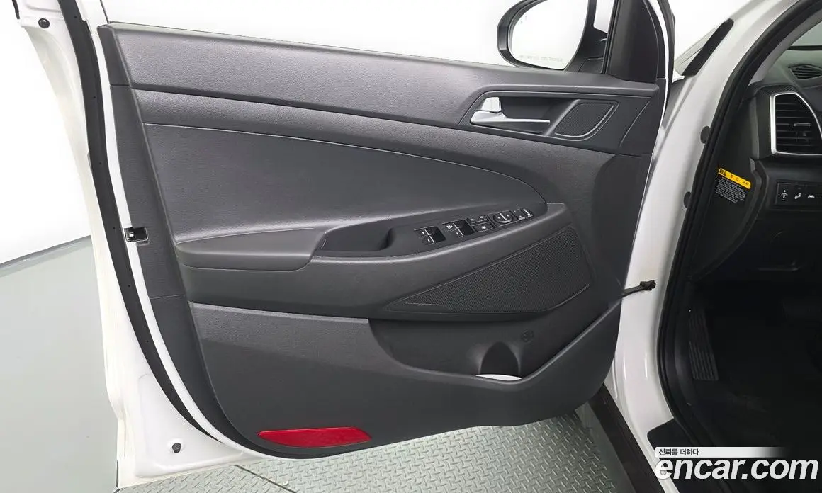 Hyundai Tucson 2019 1.6 автомат (гидро), фото 14