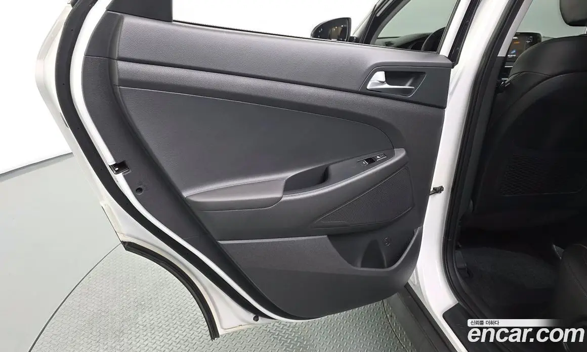 Hyundai Tucson 2019 1.6 автомат (гидро), фото 15