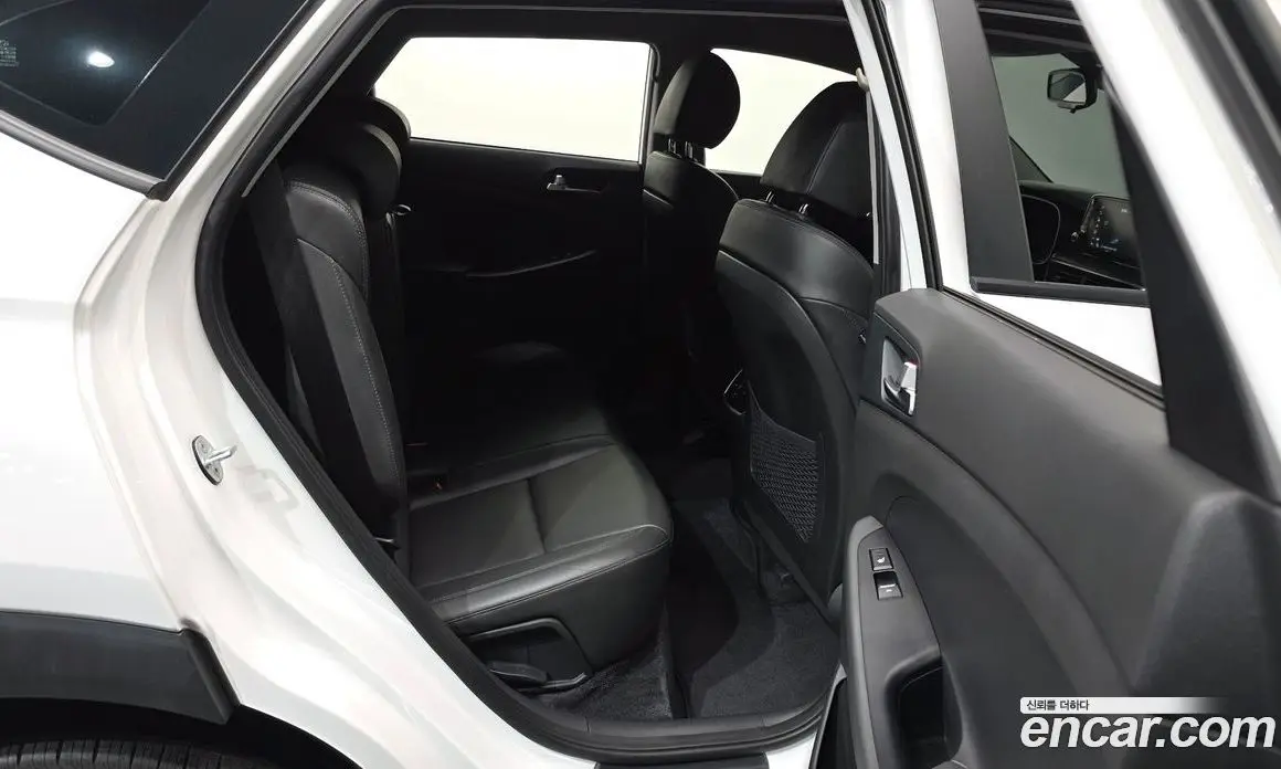 Hyundai Tucson 2019 1.6 автомат (гидро), фото 18