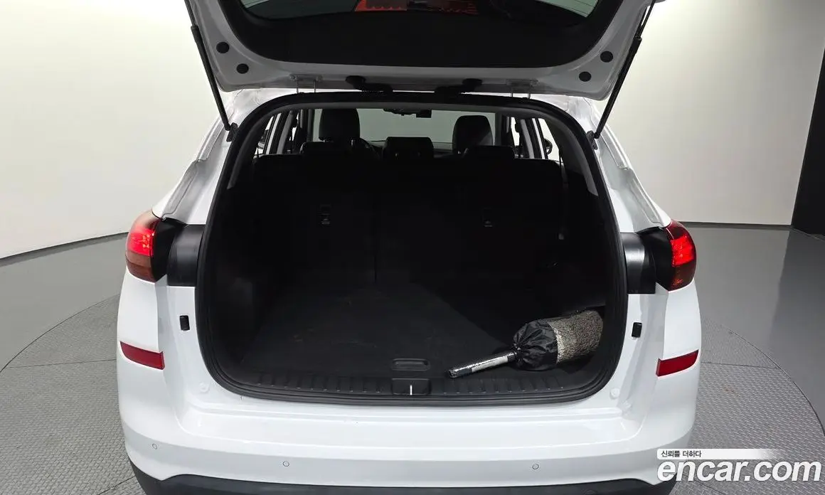 Hyundai Tucson 2019 1.6 автомат (гидро), фото 26