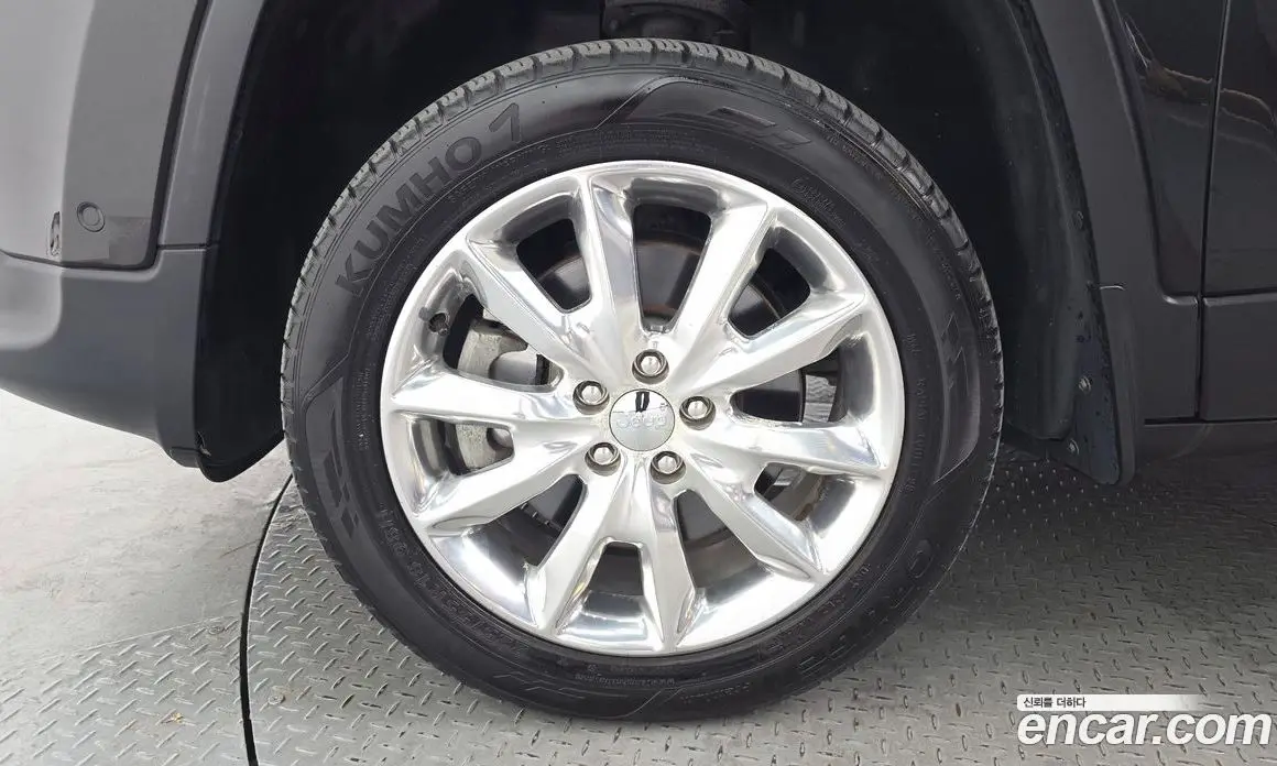 Jeep Cherokee 2015 2.0 автомат (гидро), фото 5