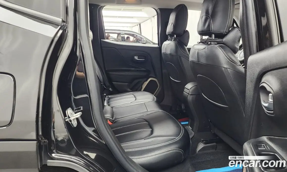 Jeep Renegade 2017 2.4 автомат (гидро), фото 12