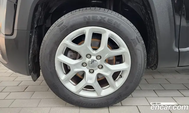 Jeep Renegade 2017 2.4 автомат (гидро), миниатюра 5