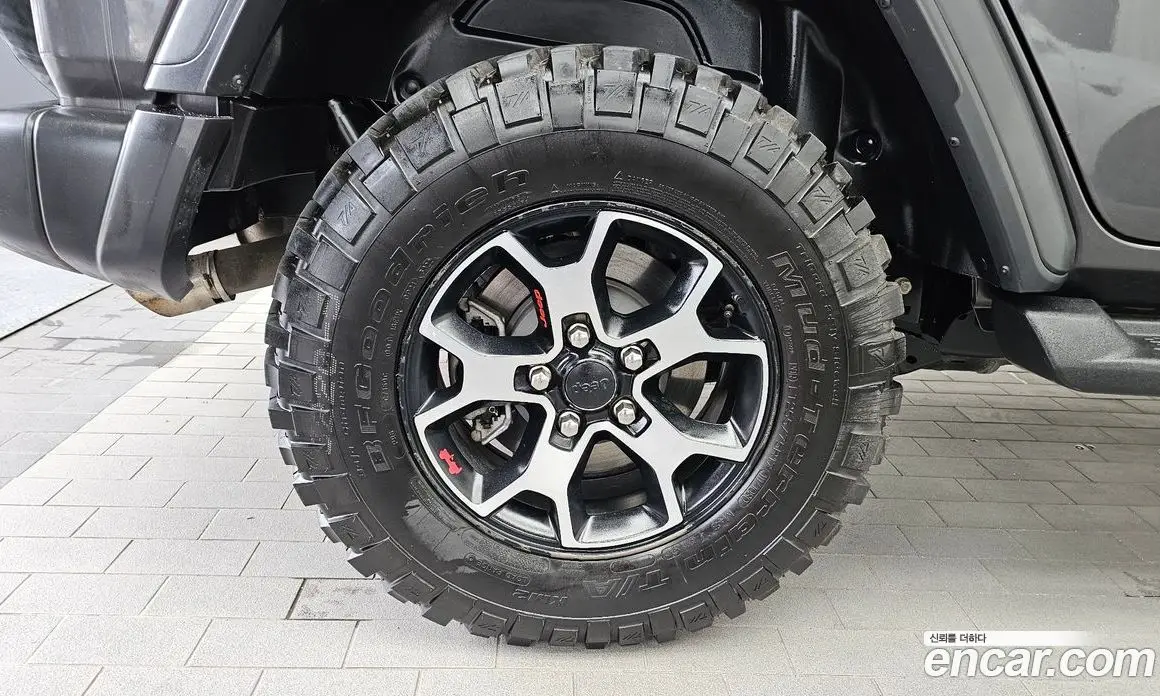 Jeep Wrangler 2021 2.0 автомат (гидро), фото 5