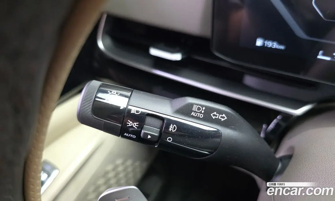 Kia Carnival 2024 3.5 автомат (гидро), фото 25