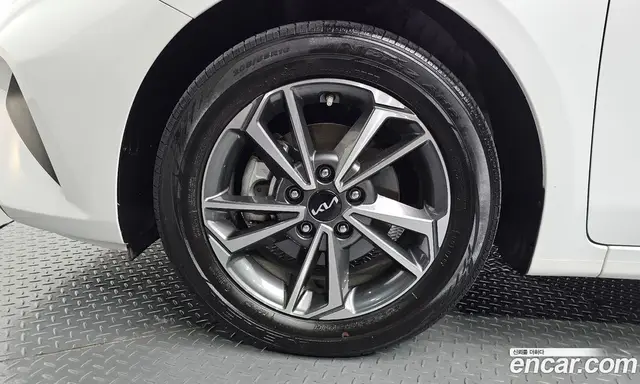 Kia K3 2022 1.6 автомат (гидро), миниатюра 5