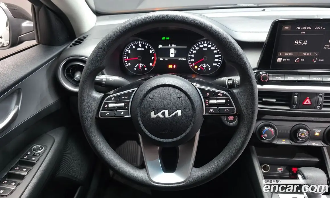 Kia K3 2024 1.6 автомат (гидро), фото 13