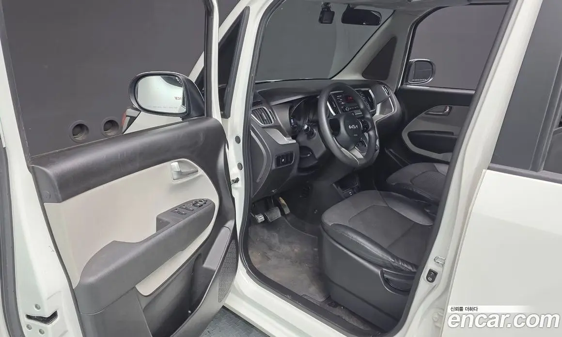 Kia Ray 2022 1.0 автомат (гидро), фото 13