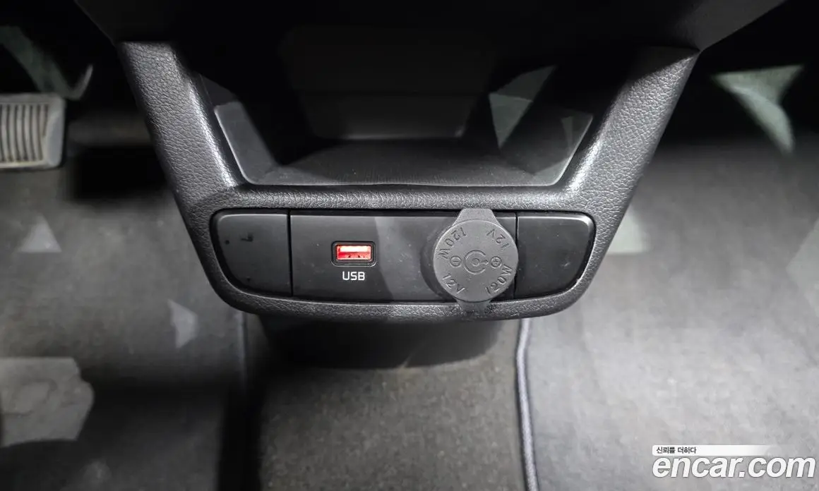 Kia Ray 2022 1.0 автомат (гидро), фото 18