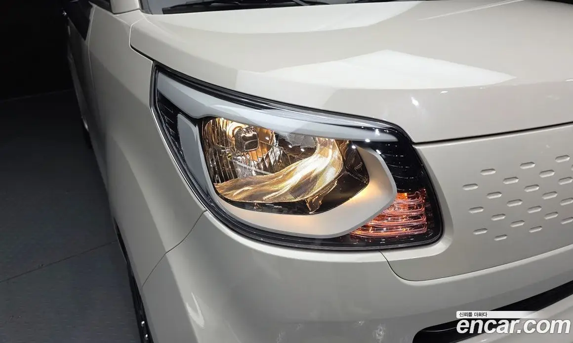 Kia Ray 2022 1.0 автомат (гидро), фото 8