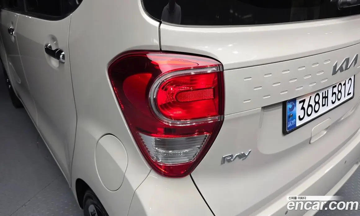 Kia Ray 2022 1.0 автомат (гидро), фото 9
