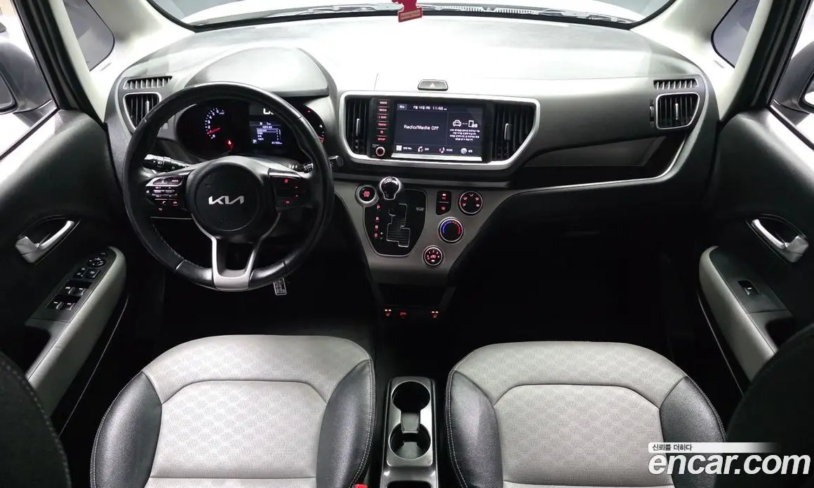 Kia Ray 2022 1.0 автомат (гидро), фото 10