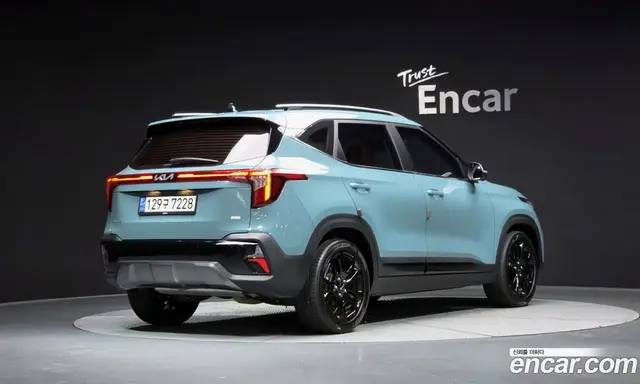 Kia Seltos 2022 1.6 автомат (гидро), миниатюра 2