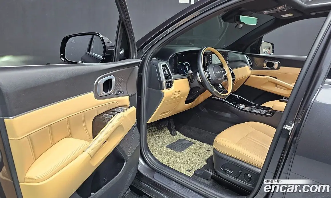Kia Sorento 2023 1.6 автомат (гидро), фото 13
