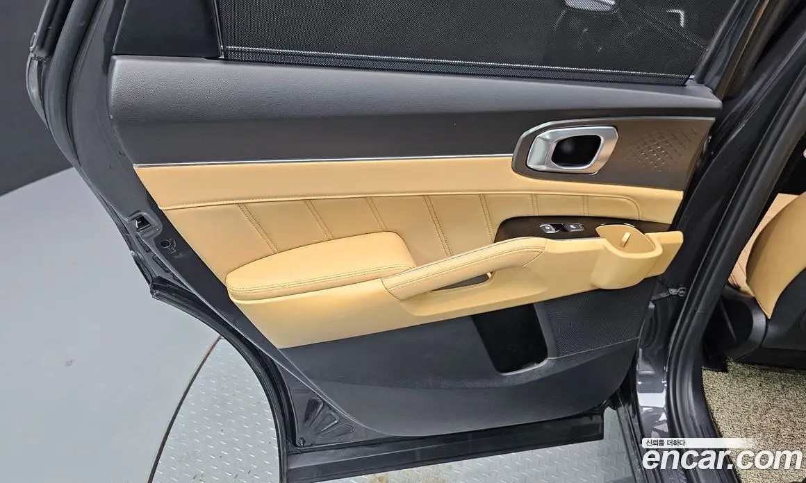 Kia Sorento 2023 1.6 автомат (гидро), фото 15