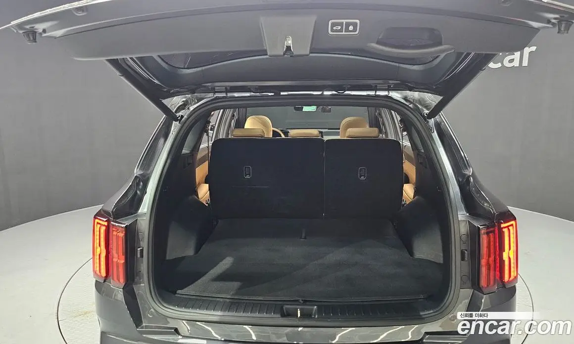Kia Sorento 2023 1.6 автомат (гидро), фото 26