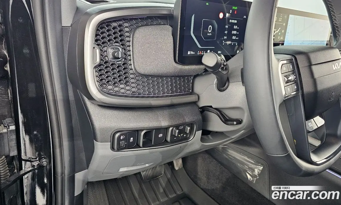 Kia Tasman 2025 2.5 автомат (гидро), фото 23