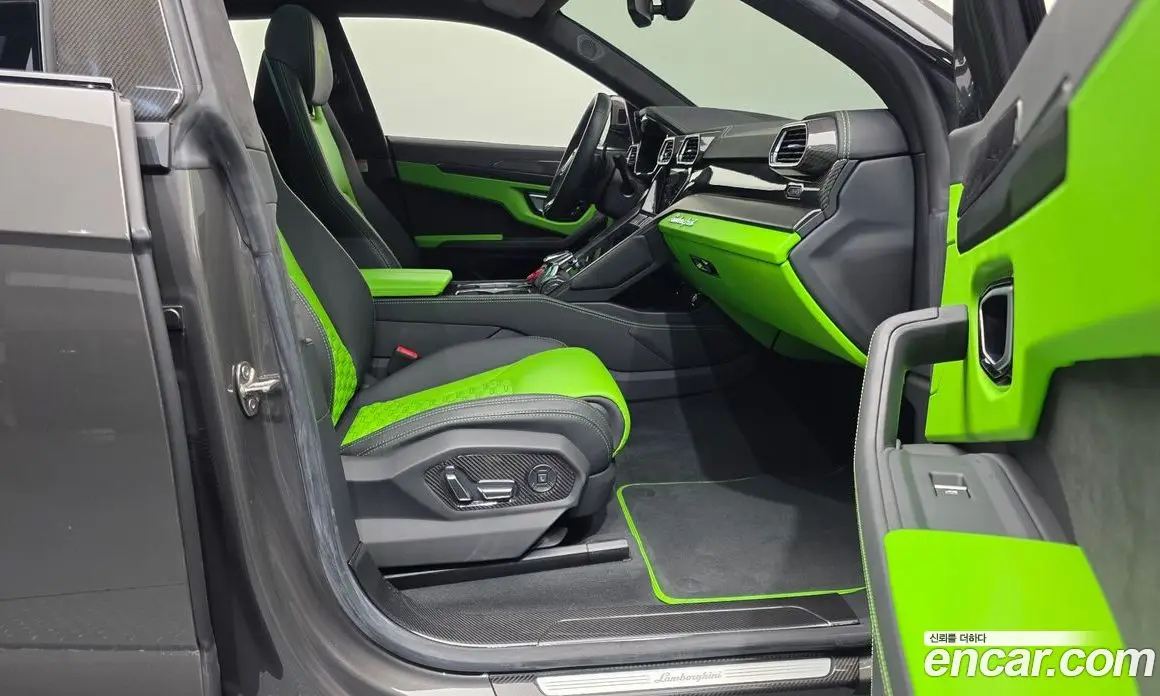 Lamborghini Urus 2022 4.0 автомат (гидро), фото 11