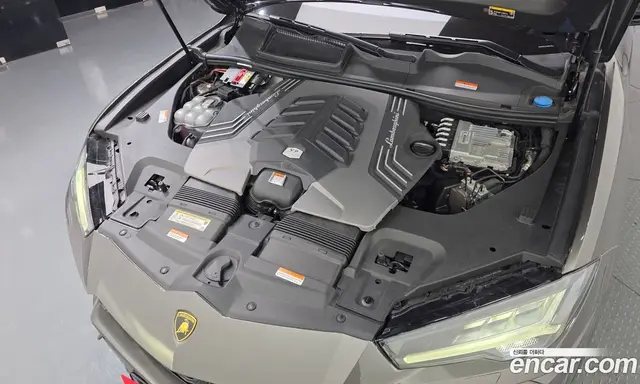 Lamborghini Urus 2022 4.0 автомат (гидро), миниатюра 6