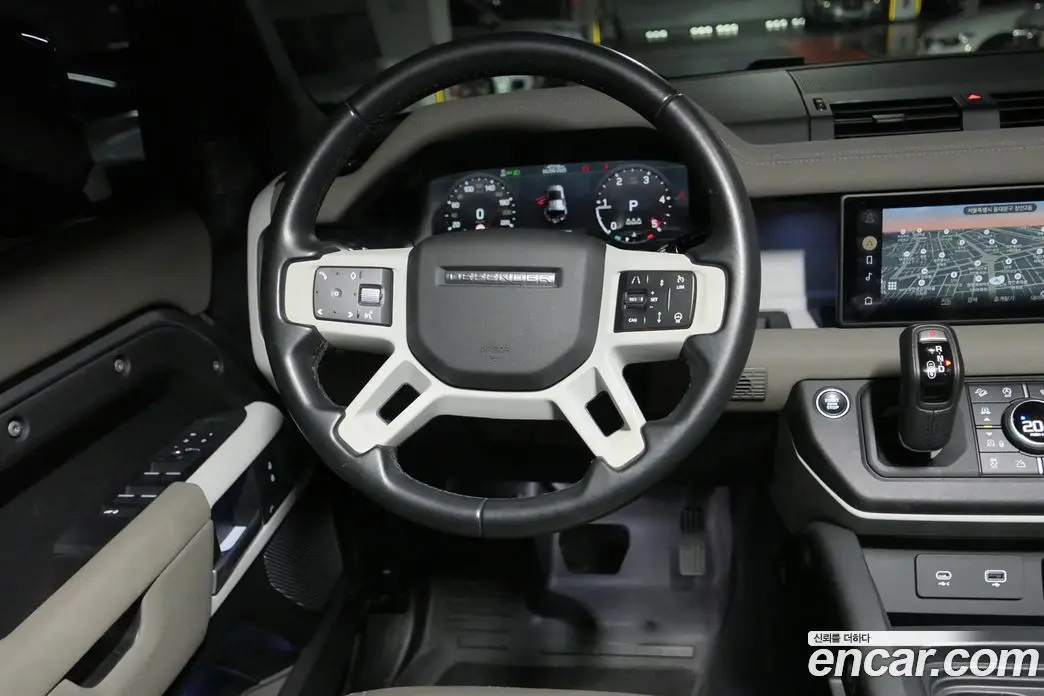 Land Rover Defender 2021 3.0 автомат (гидро), фото 8