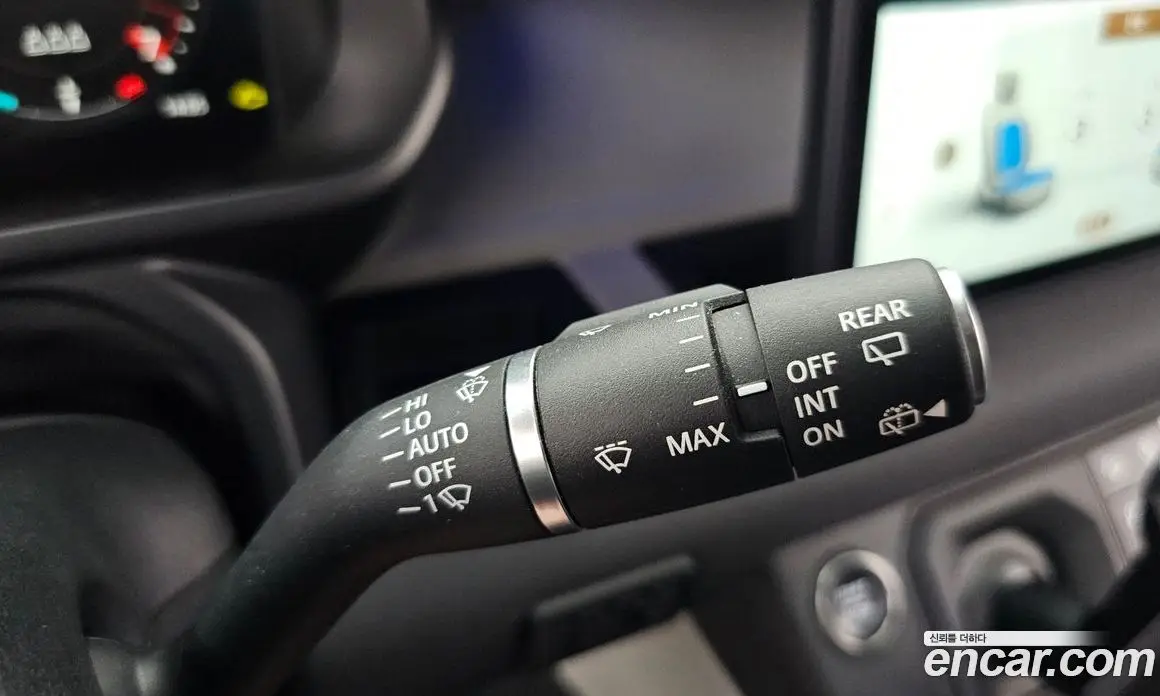 Land Rover Defender 2023 2.0 автомат (гидро), фото 29
