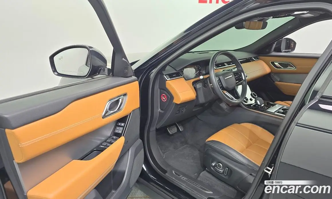 Land Rover Range Rover Velar 2023 3.0 автомат (гидро), фото 13