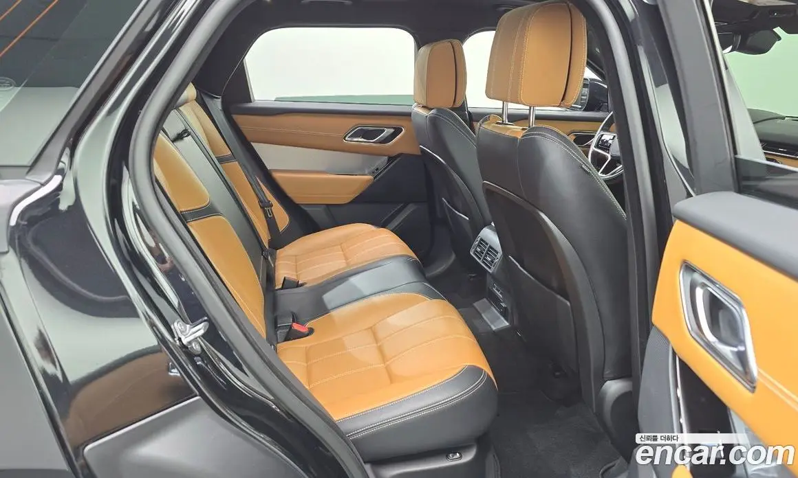 Land Rover Range Rover Velar 2023 3.0 автомат (гидро), фото 17