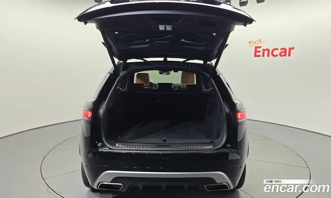 Land Rover Range Rover Velar 2023 3.0 автомат (гидро), фото 26