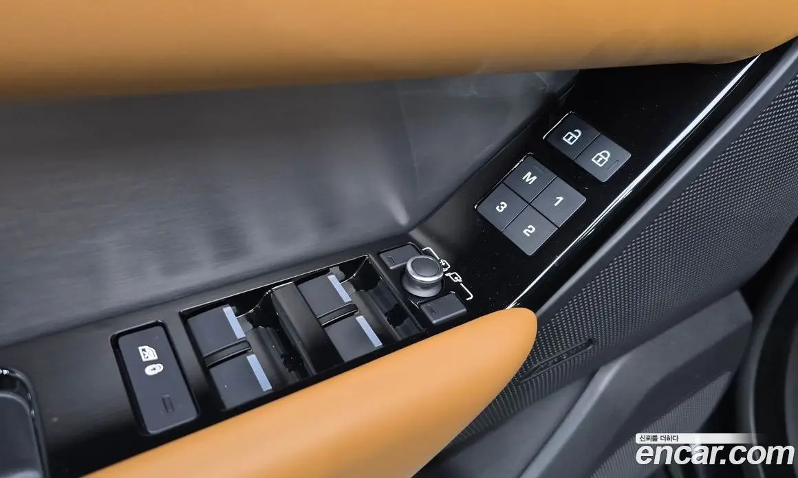 Land Rover Range Rover Velar 2023 3.0 автомат (гидро), фото 36