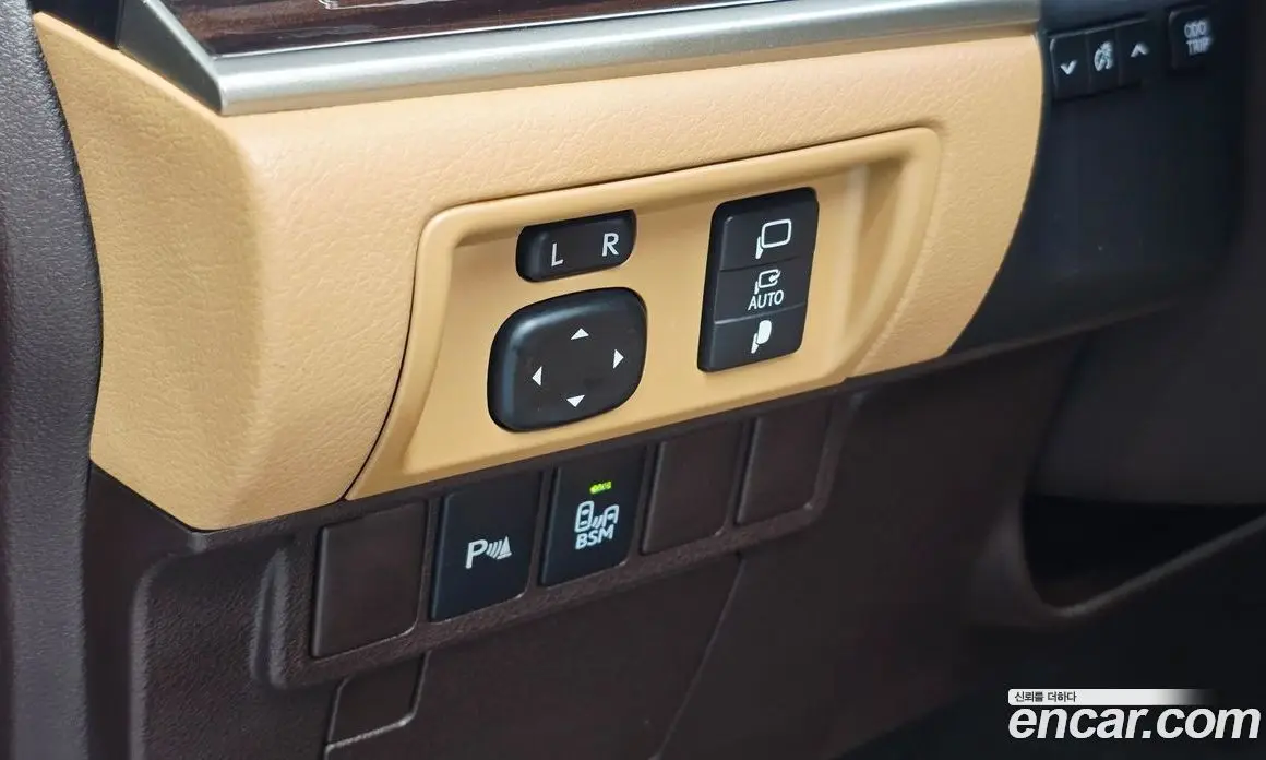 Lexus ES 2018 2.5 автомат (гидро), фото 16