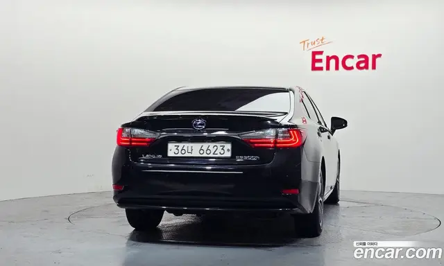 Lexus ES 2018 2.5 автомат (гидро), миниатюра 4