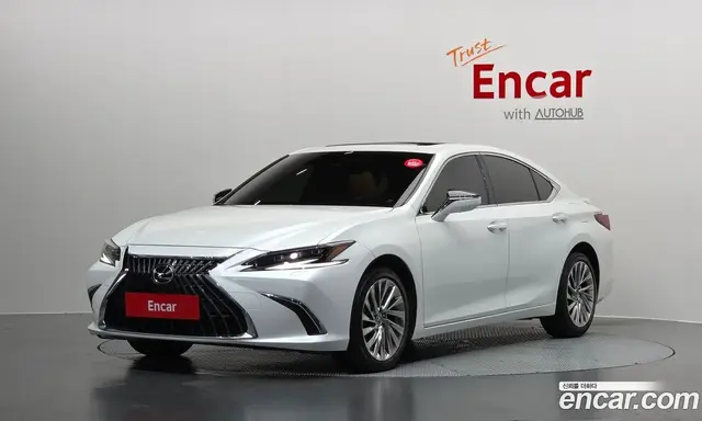 Lexus ES, 2023, 69 165 км