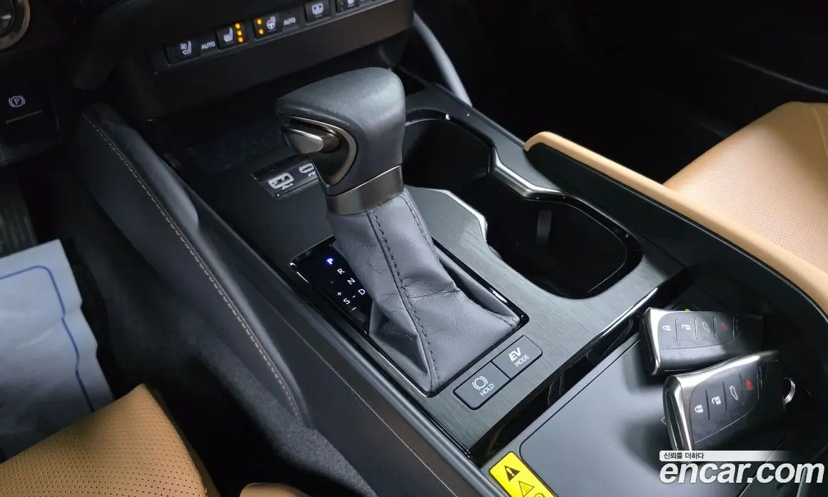 Lexus ES 2023 2.5 автомат (гидро), фото 12